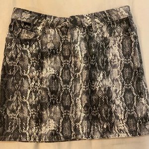 Snake print Denim Zara mini skirt